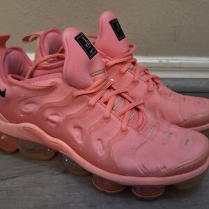 Women's Nike Air VaporMax Plus Bubblegum Pink Athletic Shoes